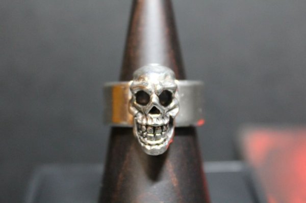 画像1: 銀幸髑髏輪　幸運骸Lucky  omen skull Ring・ラッキーオーメンスカルリング（受注生産品・Built-to-order products） (1)