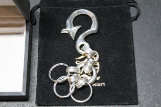 SAAD シルバー 925 タタキ フィッシュ 釣り針 キーフック キーホルダー SAAD シルバー 925 タタキ フィッシュ 釣り針 キーフック