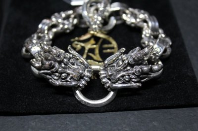 画像1: 銀双龍頭腕輪　Double Dragon Head Bracelet・ダブルドラゴンヘッドブレスレット（受注生産品・Built-to-order products）