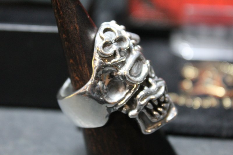 画像7: 銀勲刻牌髑髏輪　Jack of Clubs Lancelot Skull Ring （受注生産品・Built-to-order products） (7)