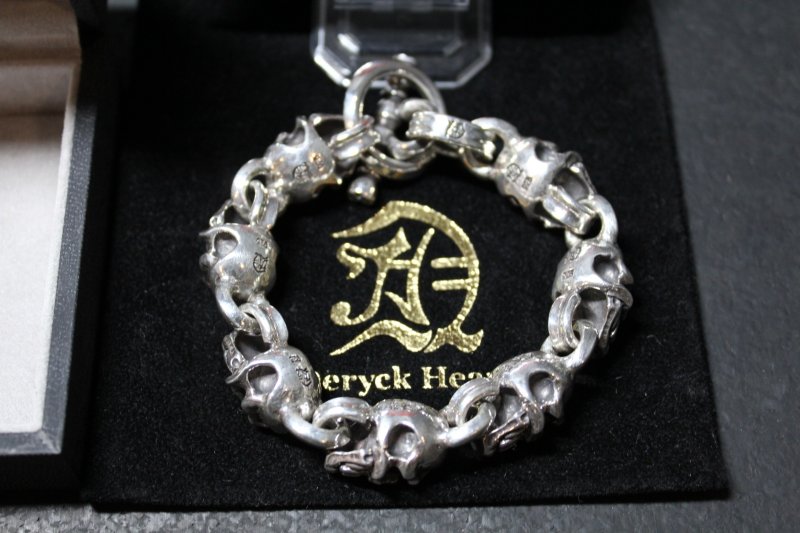 画像4: 輪廻転生・銀仮面髑髏　Visored Skull Bracelet・ヴァイザードスカルブレスレット（受注生産品・Built to Order Products） (4)