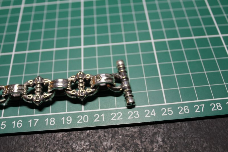 画像13: 銀双狼頭腕輪　Double Wolf  Head Bracelet・ダブルウルフヘッドブレスレット（受注生産品・Built-to-order products） (13)