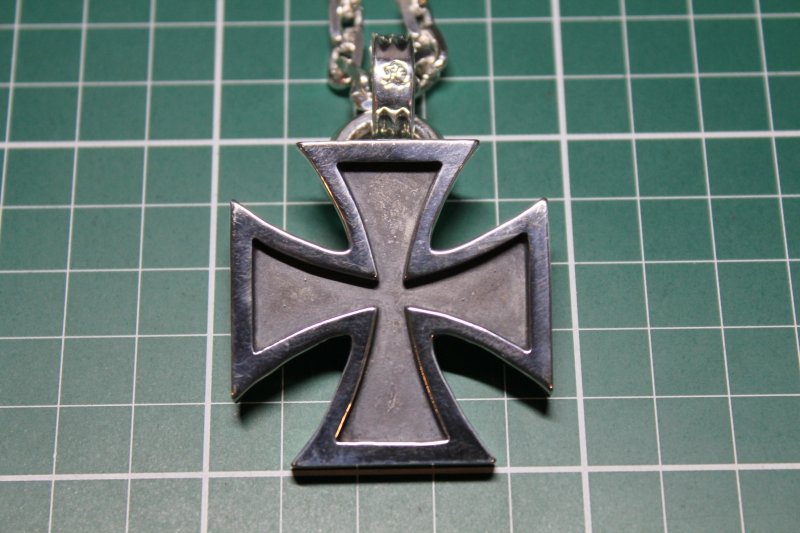 画像9: 銀大鉄十字架　Iron Cross Pendant(L)　（受注生産品・Built-to-order products）  (9)