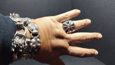 画像2: 銀鉄十字架輪　Iron Cross Ring(type2)・アイアンクロスリングtype2（受注生産品・Built-to-order products）