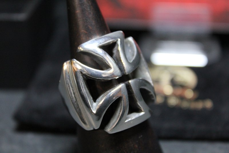 画像4: 銀鉄十字架輪　Iron Cross Ring(type2)・アイアンクロスリングtype2（受注生産品・Built-to-order products） (4)