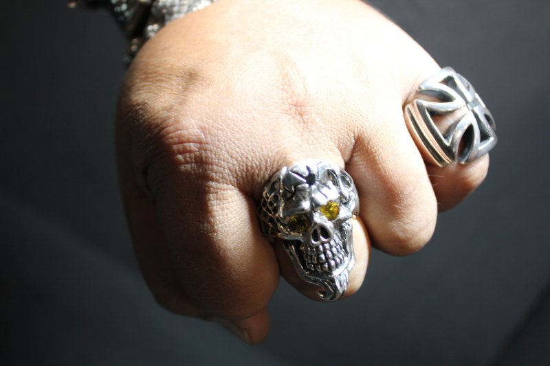 画像18: 銀命刻牌髑髏輪 Ace of Spades Rage Skull Ring ・with gemstone(受注生産品・Built-to-order products) (18)