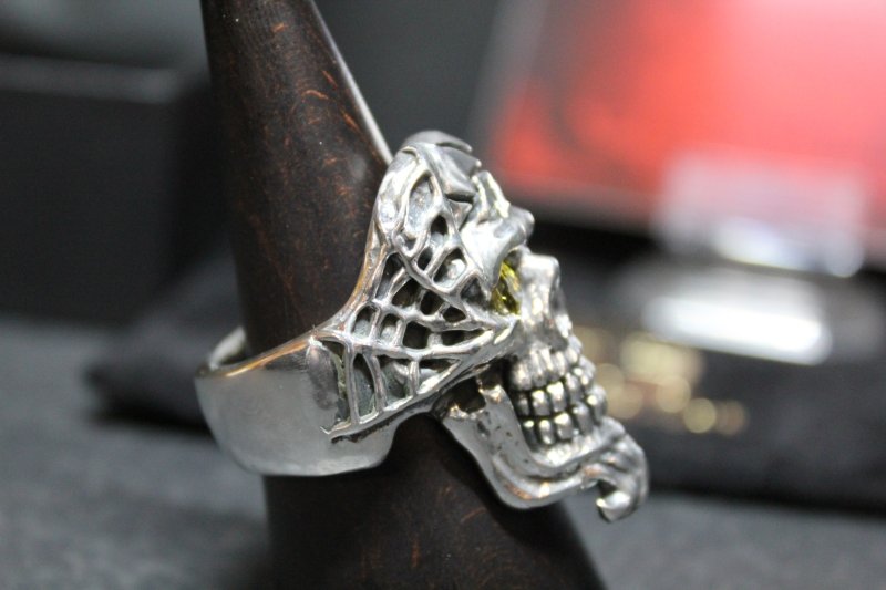 画像10: 銀命刻牌髑髏輪 Ace of Spades Rage Skull Ring ・with gemstone(受注生産品・Built-to-order products) (10)
