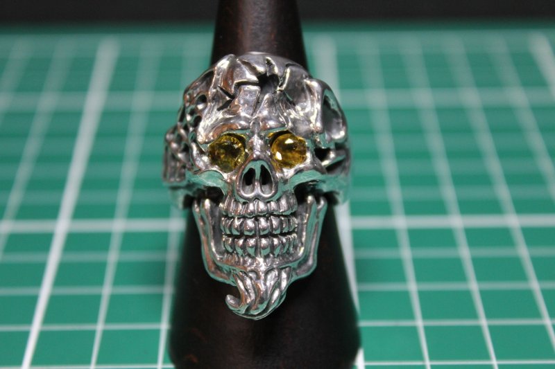 画像12: 銀命刻牌髑髏輪 Ace of Spades Rage Skull Ring ・with gemstone(受注生産品・Built-to-order products) (12)