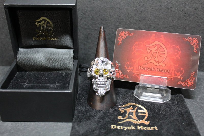 画像2: 銀命刻牌髑髏輪 Ace of Spades Rage Skull Ring ・with gemstone(受注生産品・Built-to-order products) (2)