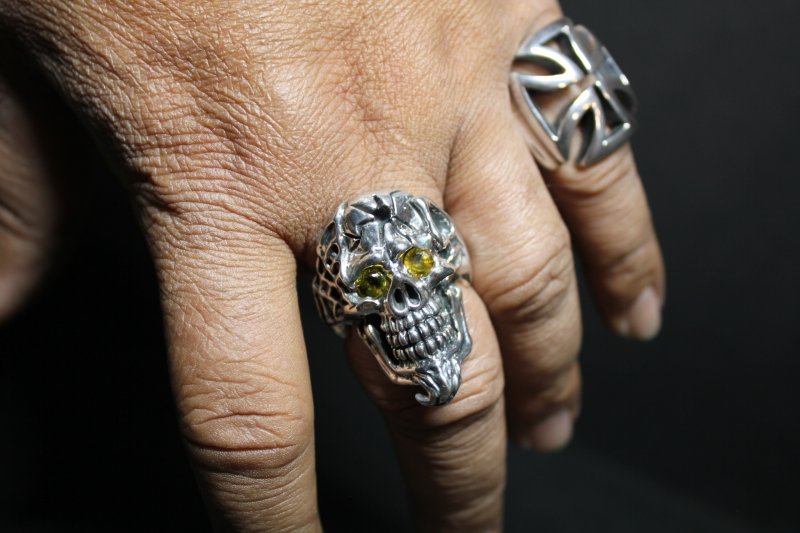 画像22: 銀命刻牌髑髏輪 Ace of Spades Rage Skull Ring ・with gemstone(受注生産品・Built-to-order products) (22)