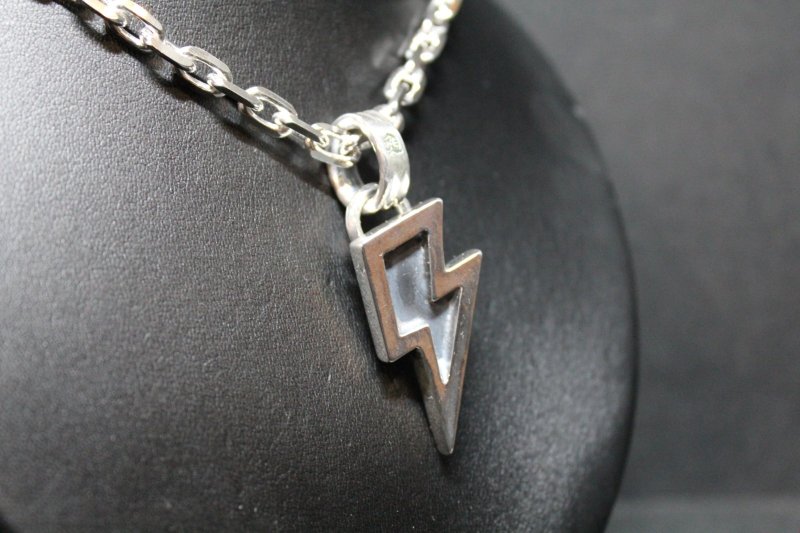 画像5: 銀稲妻一閃(M) Lightning Pendant(稲妻ペンダント)・(受注生産品・Built-to-order products) (5)