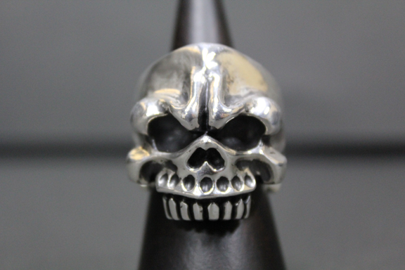 画像1: 銀狂髑髏輪　マッドスカルリング・Mad Skull Ring  （受注生産品・Built to Order Products） (1)